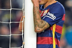 皇家马德里右后卫防线遭遇伤病潮挑战