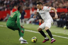 足球对决：拉什福德关键发挥，巴塞罗那防守反击力挽狂澜