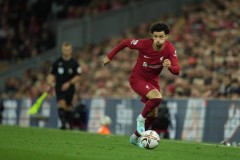 曼联中场复兴计划：巴莱巴领衔，本土新星备选